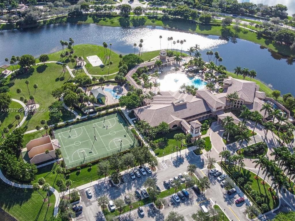 9342 S Belfort Circle # 214, Tamarac FL 33321 photo 3