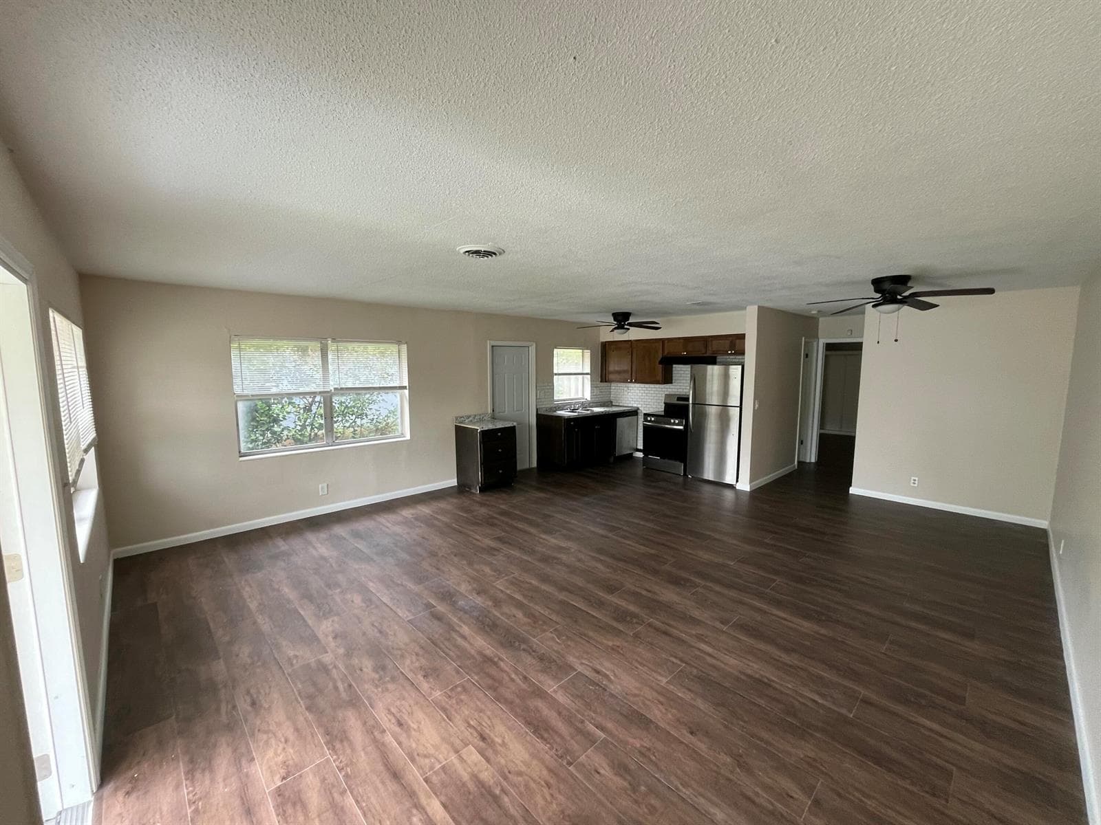 1335 NW 7th Terrace, Fort Lauderdale, FL 33311 photo 2