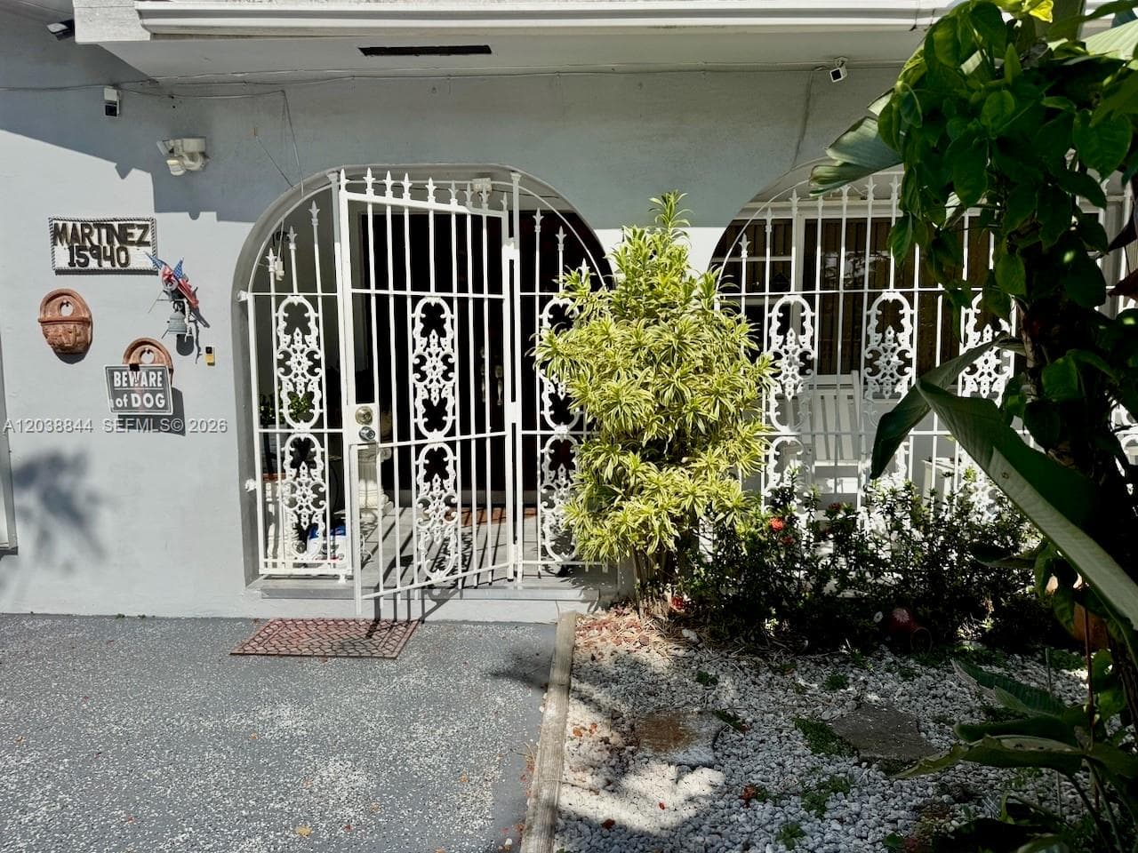 15940 NW 37th Pl, Miami Gardens FL 33054 photo 2