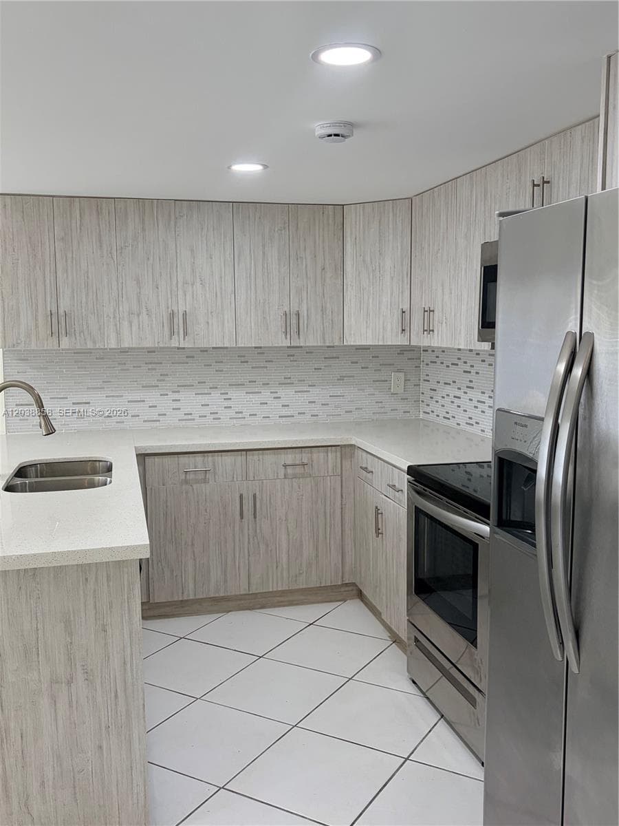 4705 SW 62nd Ave # 104, Davie FL 33314 photo 3