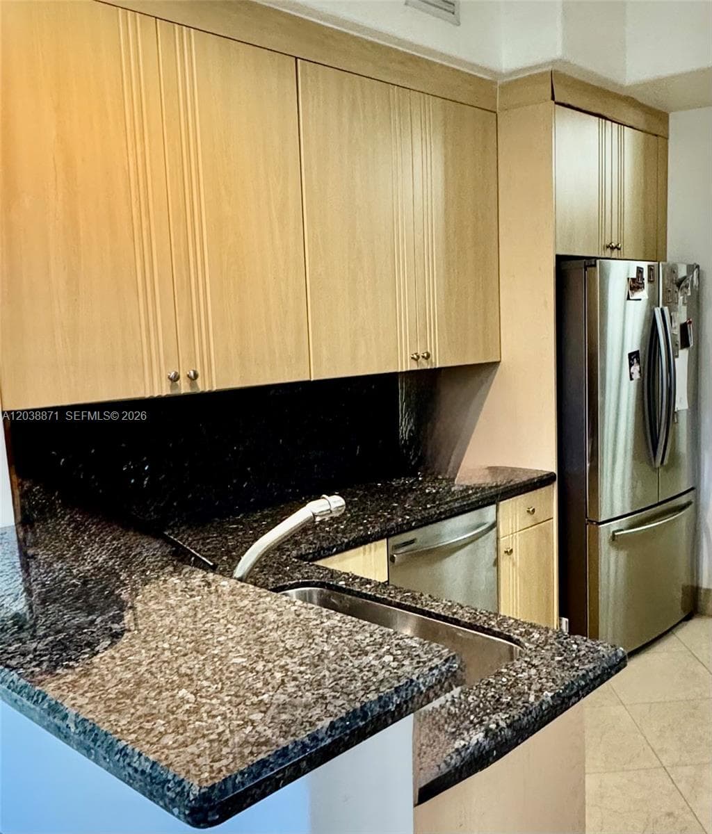 3016 NE 210th St, Aventura FL 33180 photo 4