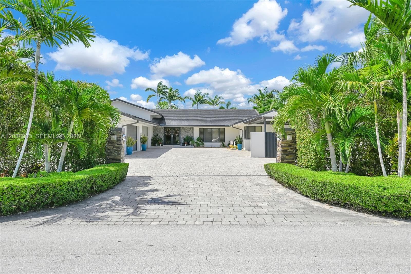 13800 SW 38th St, Miami FL 33175