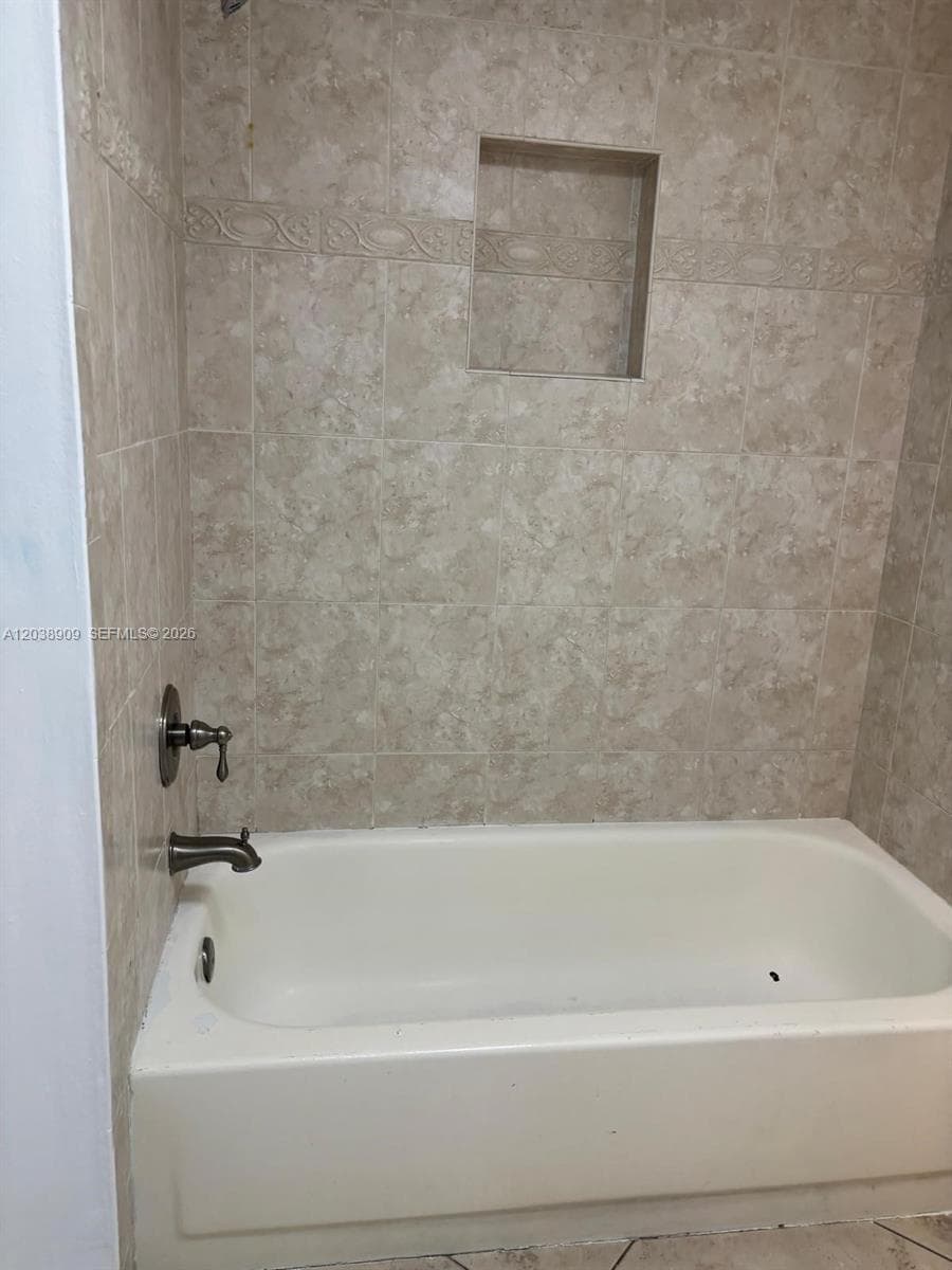 6276 NW 186th St # 204, Hialeah FL 33015 photo 5