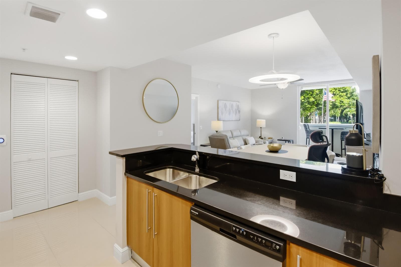 191 SE 20th Avenue # 210, Deerfield Beach FL 33441 photo 4