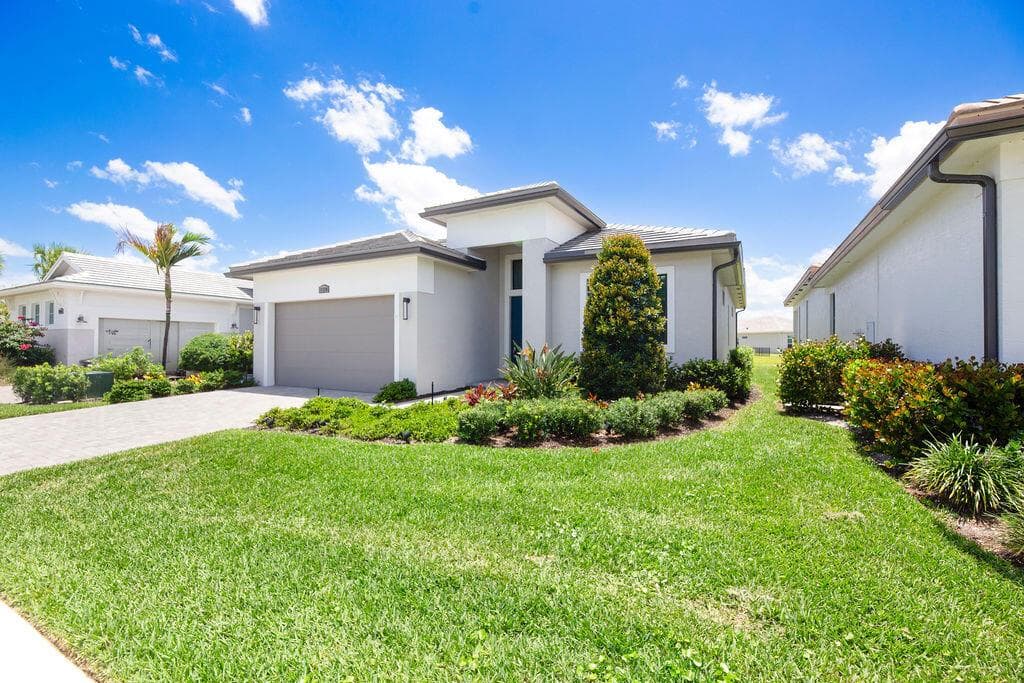 11338 SW Pietra Way, Port St. Lucie FL 34987 photo 4