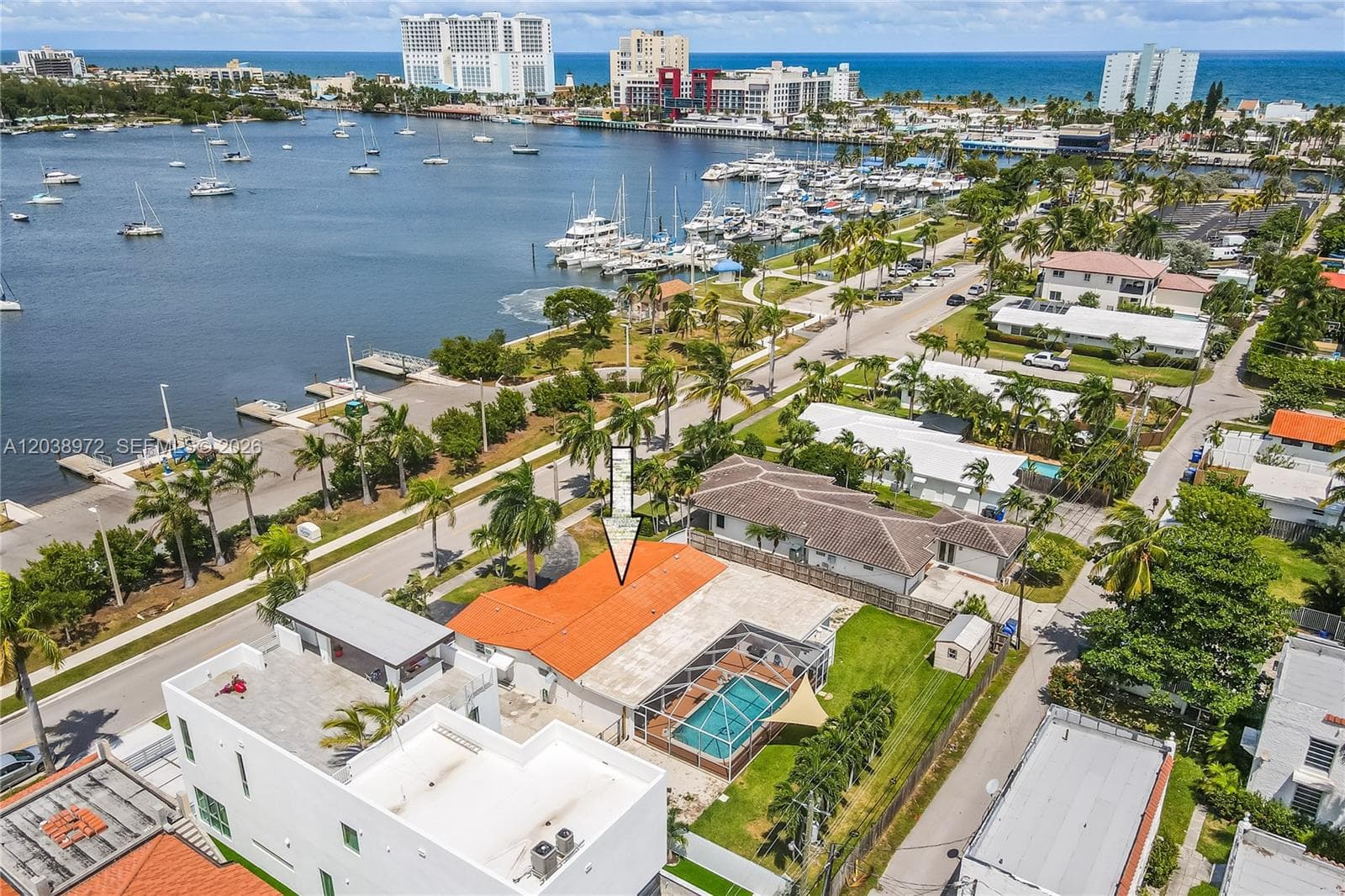 816 Polk St # 1, Hollywood FL 33019 photo 2