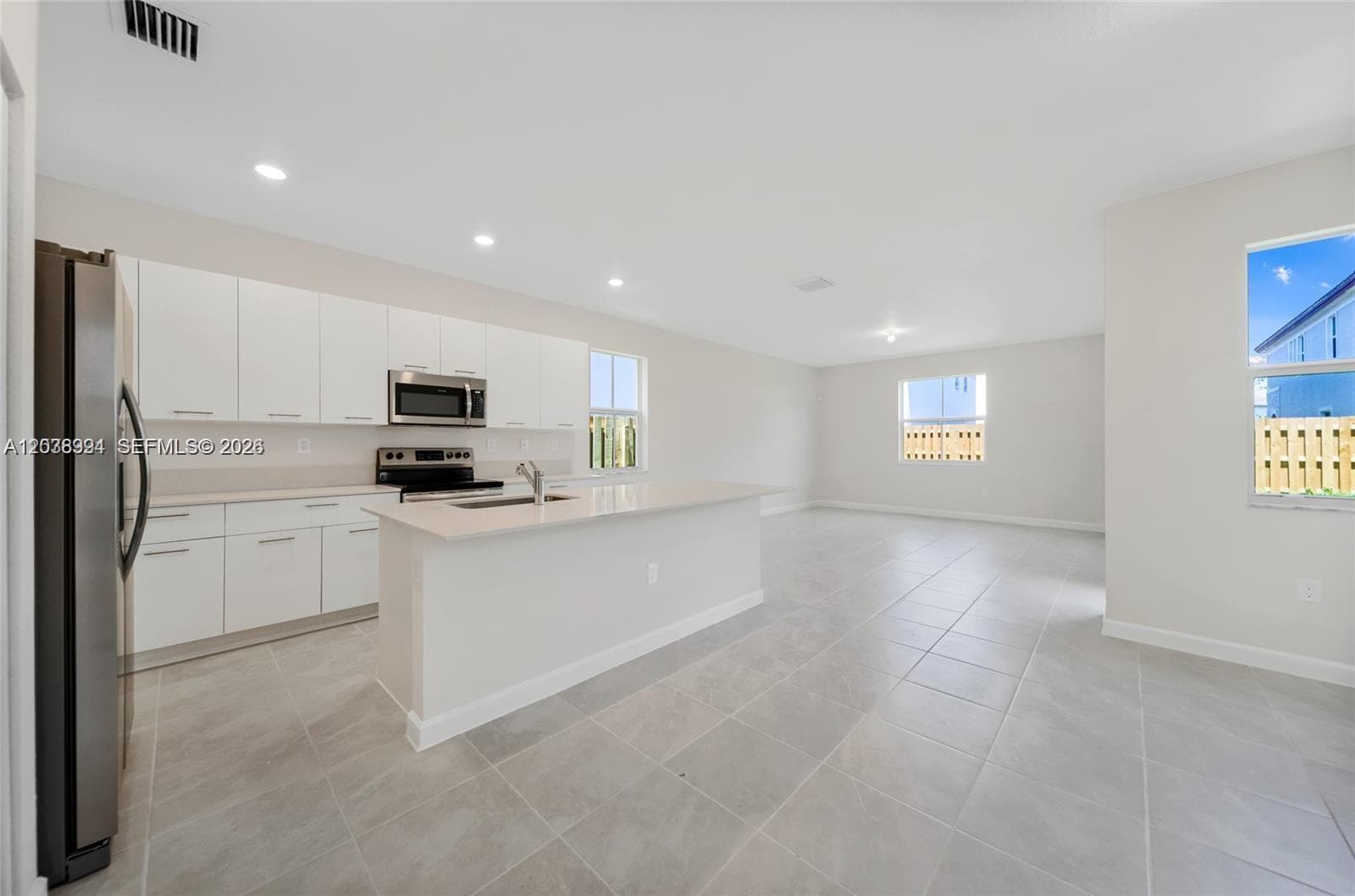 2373 NW 130th St, Miami FL 33167 photo 5