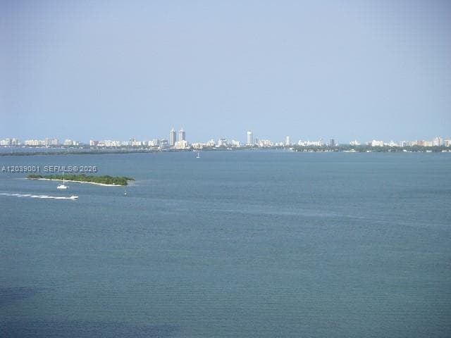 1750 N Bayshore Dr # 3907, Miami FL 33132 photo 2