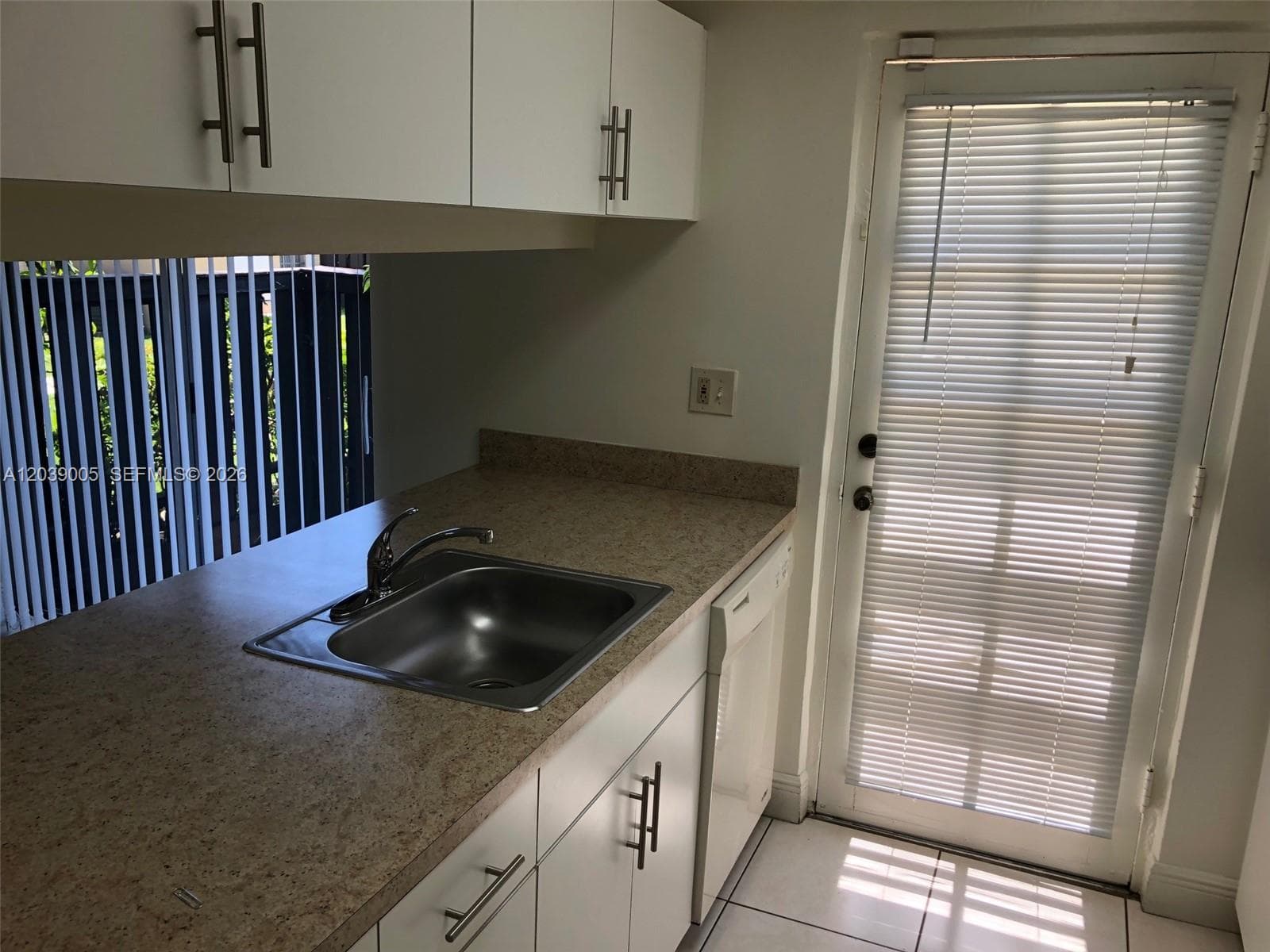 10808 N Kendall Dr # 4, Miami FL 33176 photo 3