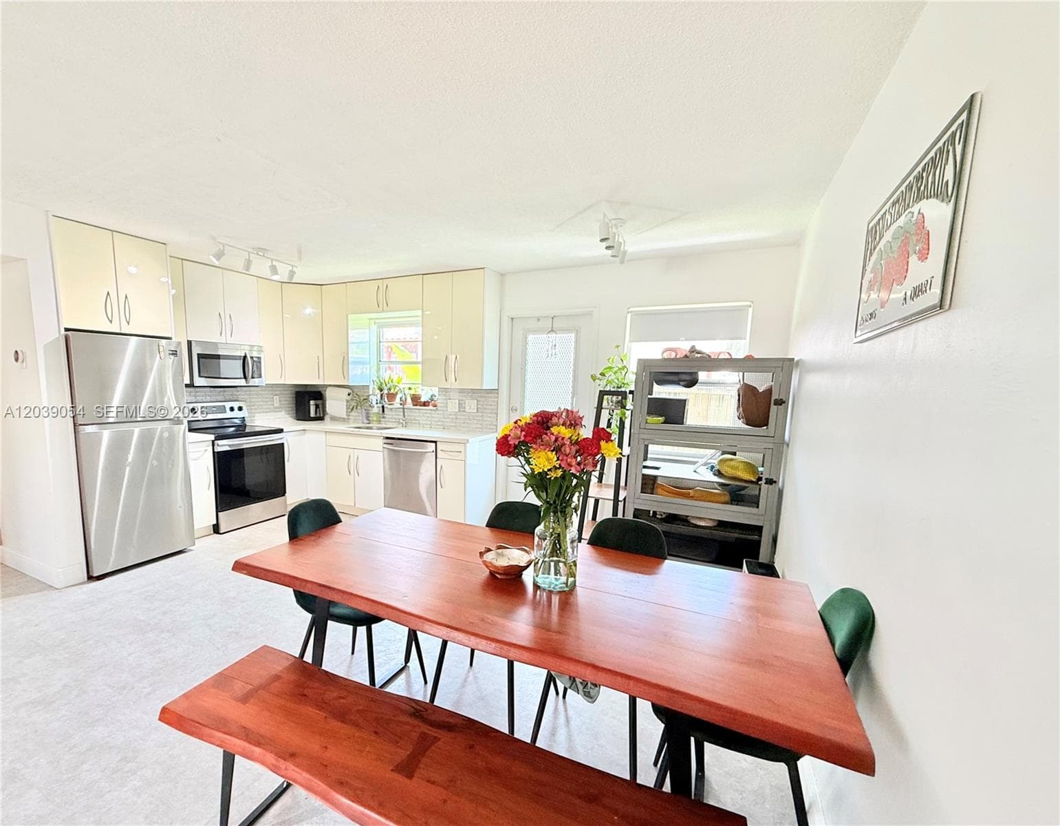 1722 Mayo St # 105, Hollywood FL 33020 photo 4