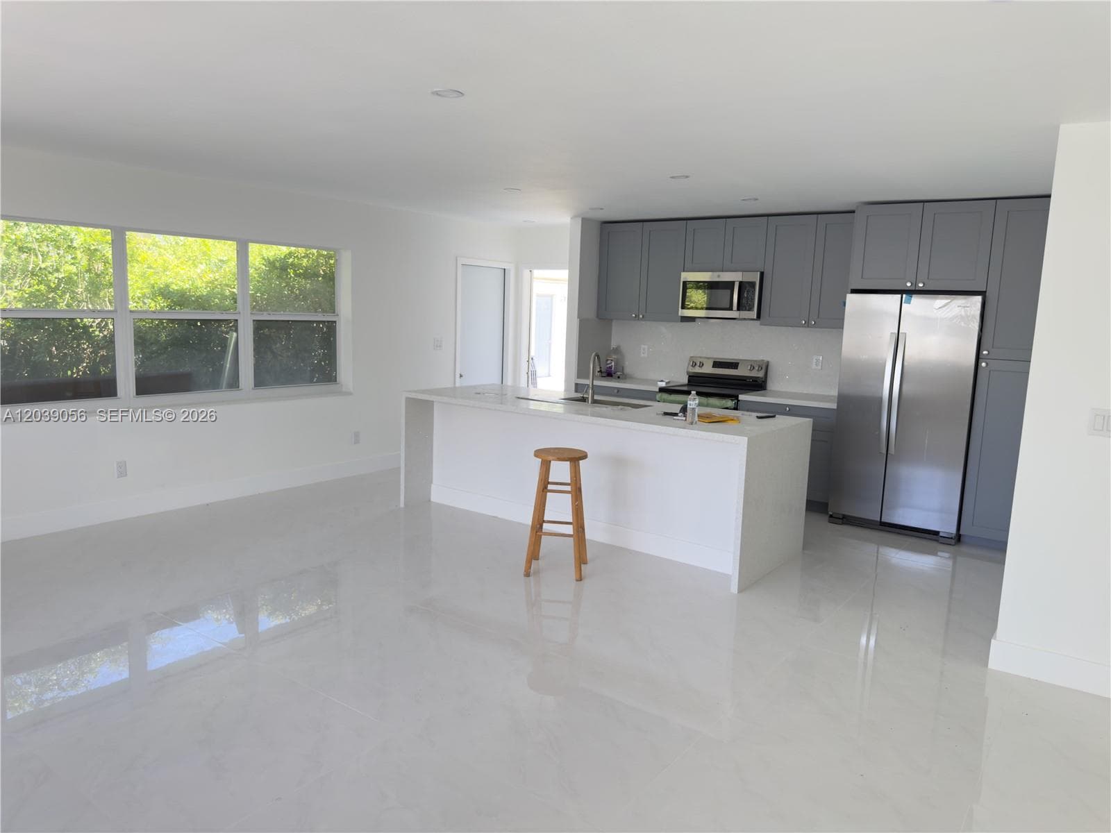 2191 NE 167th St # 5, North Miami Beach FL 33162 photo 5