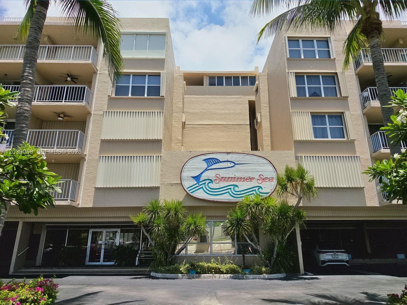 88500 Overseas Hwy # 208, Tavernier FL 33070 photo 2