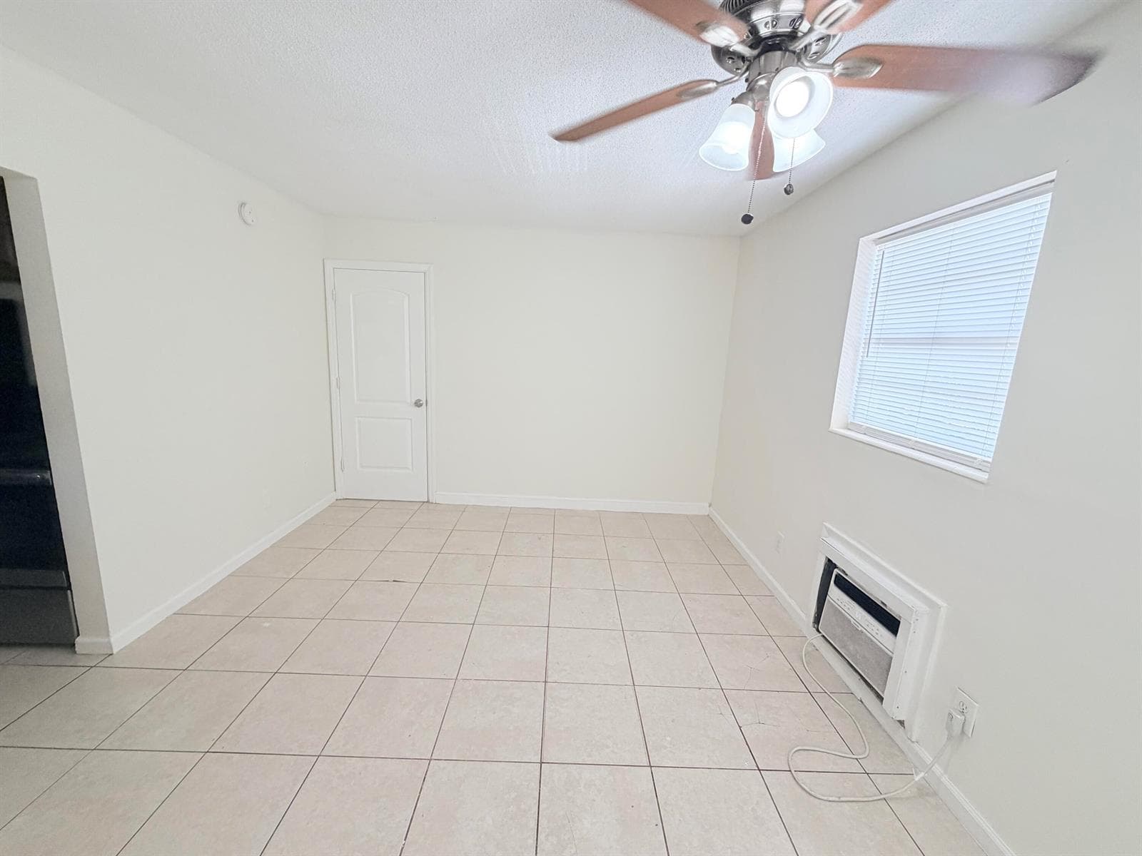 3030 NW 43rd Terrace # 207, Lauderdale Lakes FL 33313 photo 2