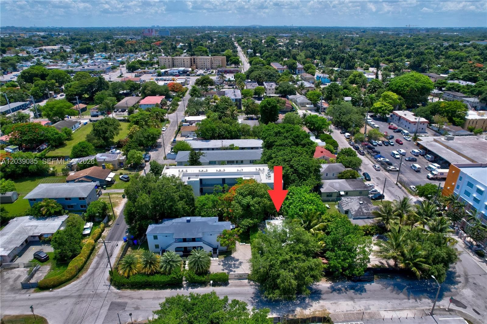 8280 NE 1st Pl, Miami FL 33138 photo 4