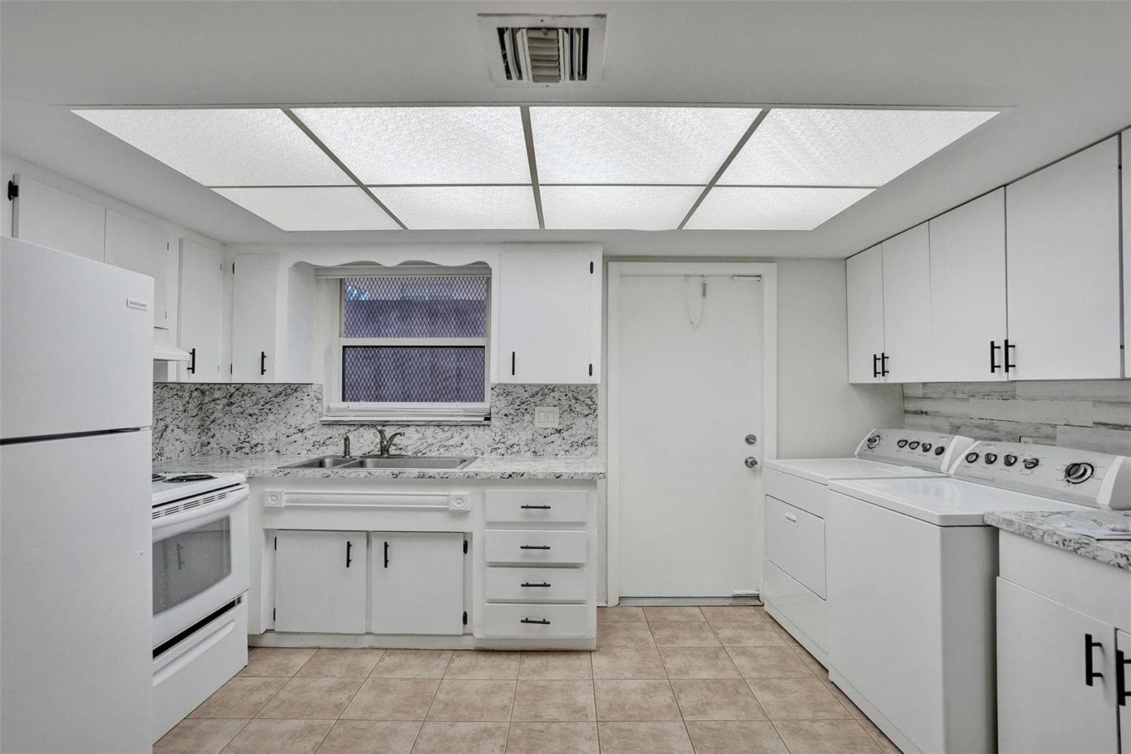 4240 NW 21st Avenue # 2, Oakland Park FL 33309 photo 4