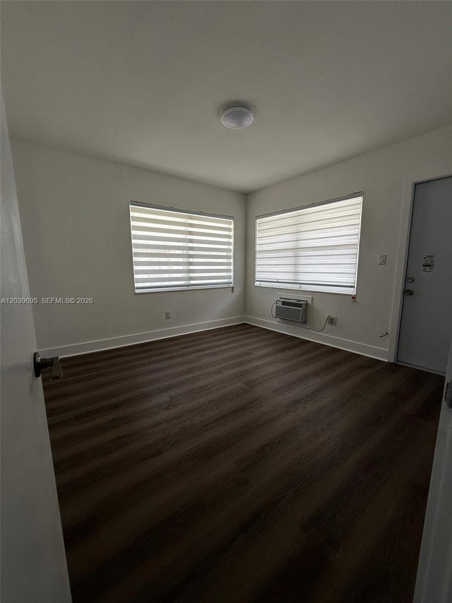 2191 NE 167th St # 1, North Miami Beach FL 33162 photo 2