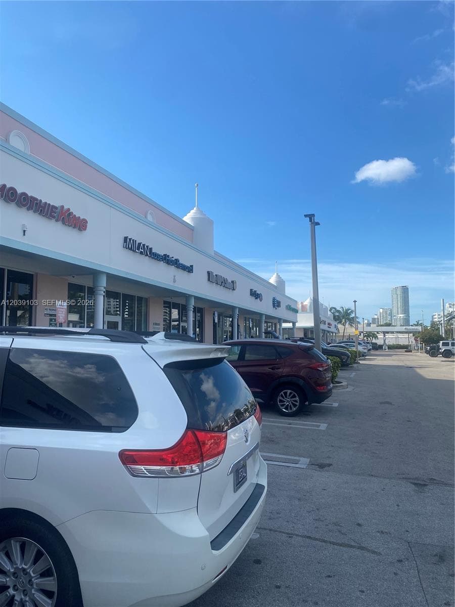 1527 Alton Rd, Miami Beach FL 33139 photo 3