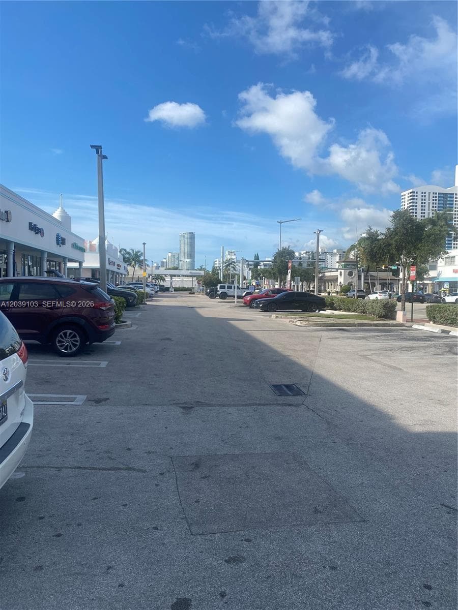 1527 Alton Rd, Miami Beach FL 33139 photo 4