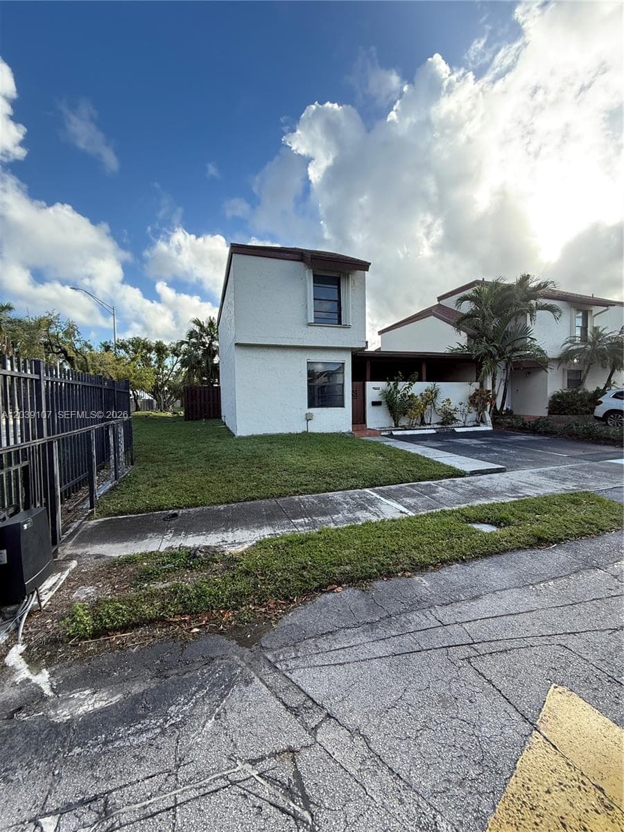 9700 NW 6th Ln # 9700, Miami FL 33172 photo 3