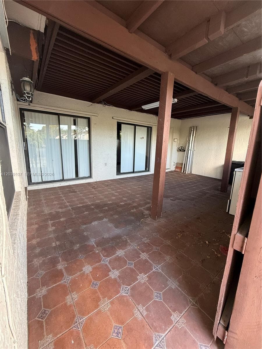 9700 NW 6th Ln # 9700, Miami FL 33172 photo 4