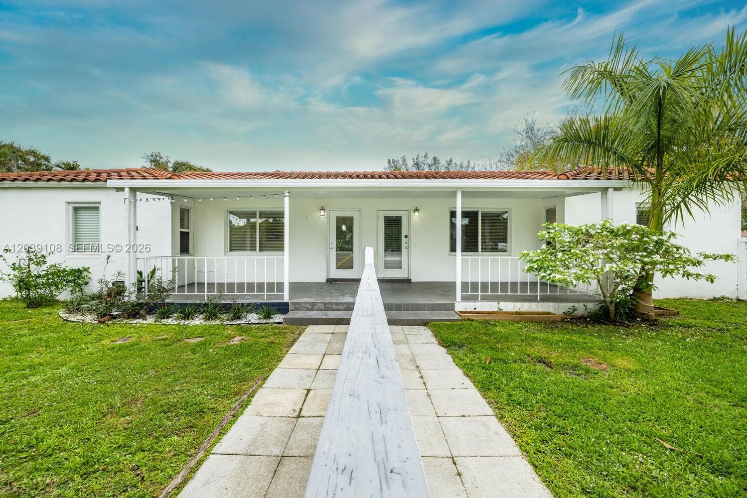 1029 NE 113 St, Biscayne Park FL 33161 photo 4