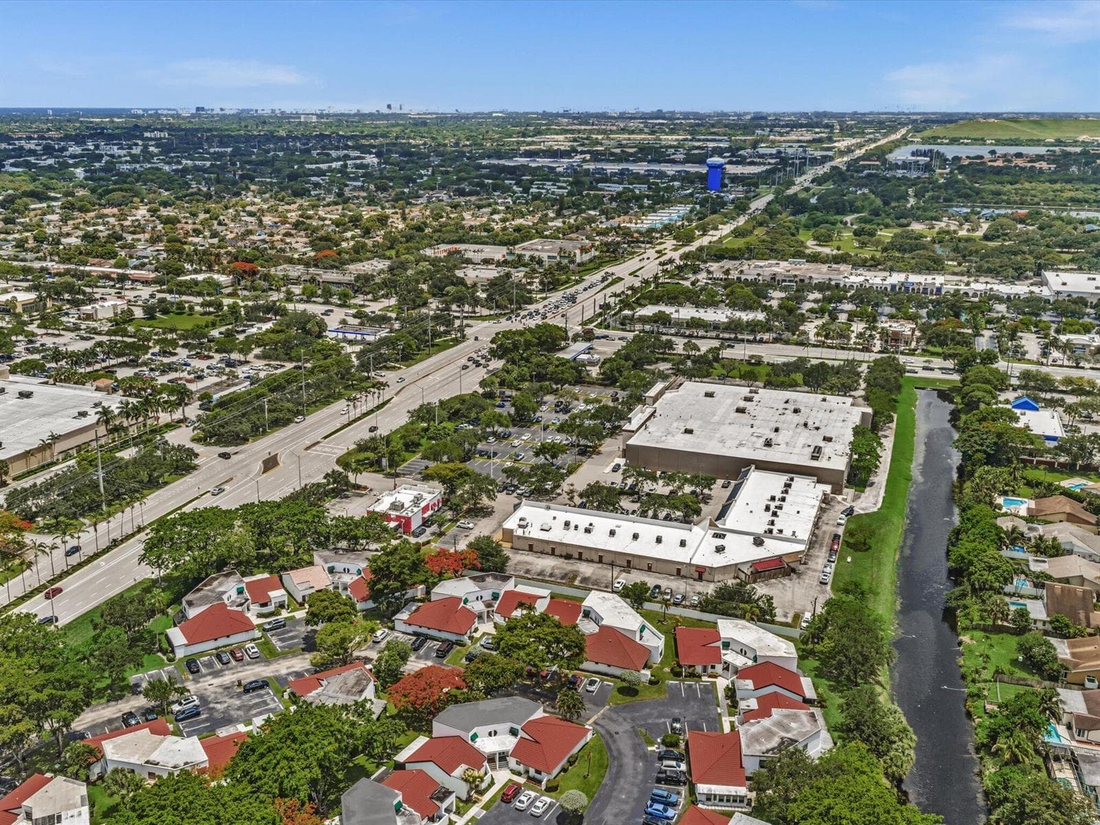 299 NW 36th Avenue, Deerfield Beach FL 33442 photo 2