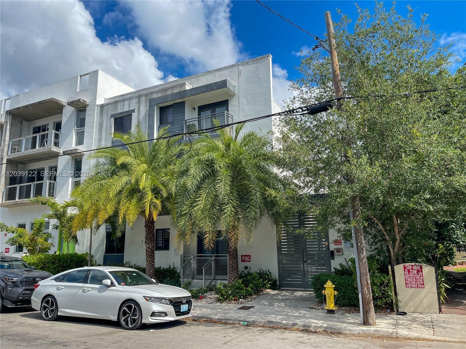761 NW 1st St, Miami FL 33128 photo 3