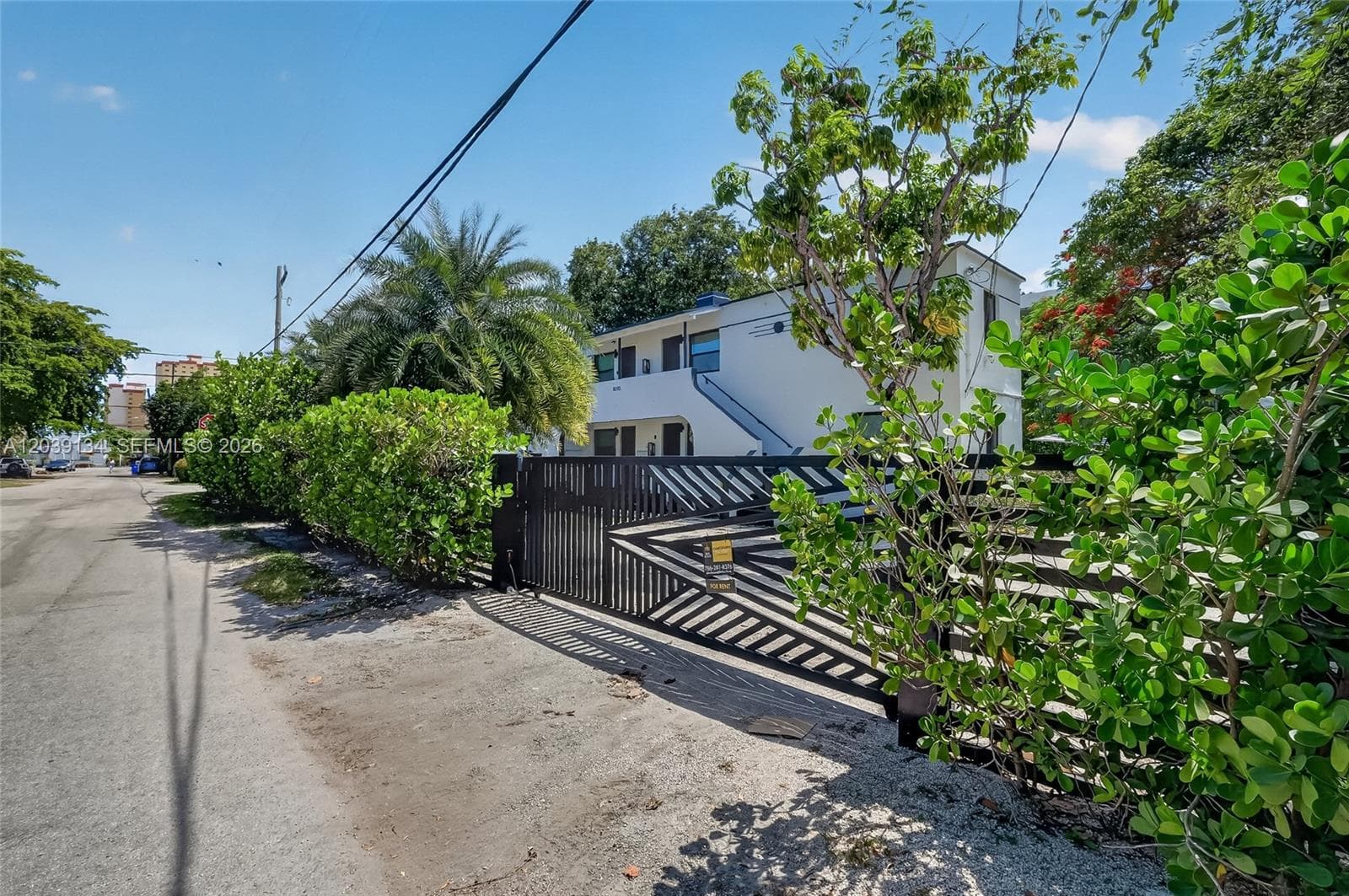 8270 NE 1st Pl # 3, Miami, FL 33138 photo 4