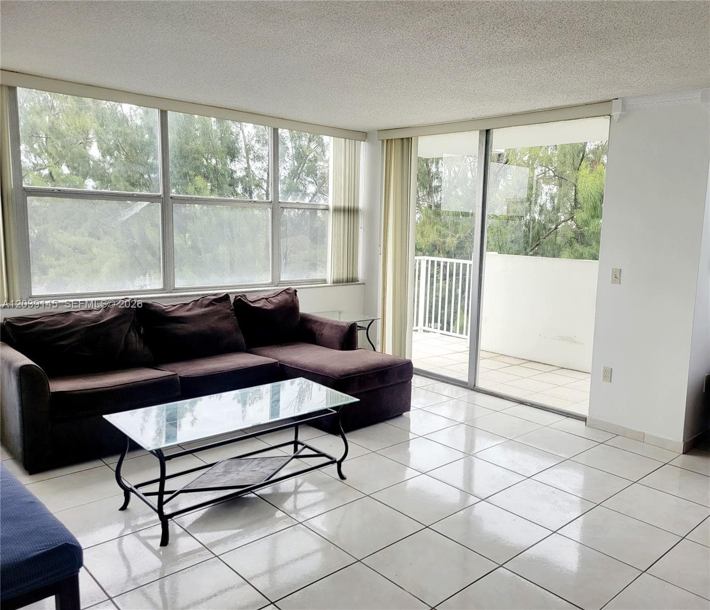1300 NE Miami Gardens Dr # 720E, Miami, FL 33179 photo 2