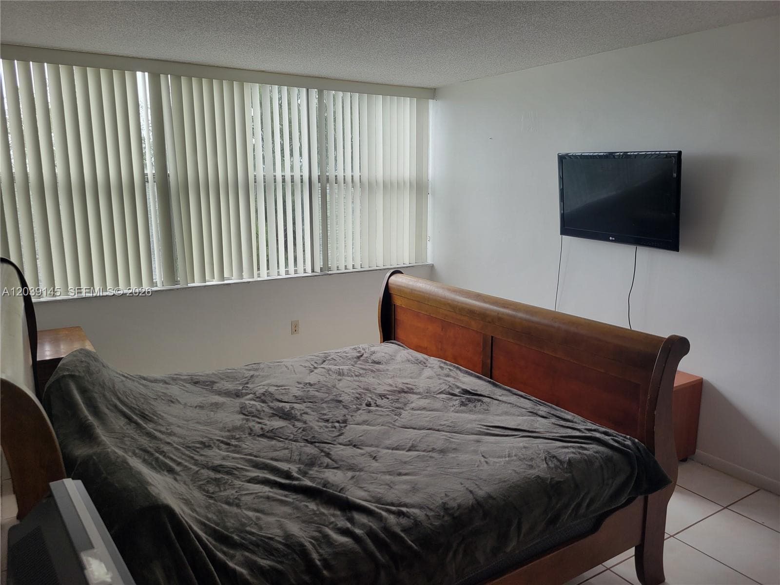 1300 NE Miami Gardens Dr # 720E, Miami, FL 33179 photo 4