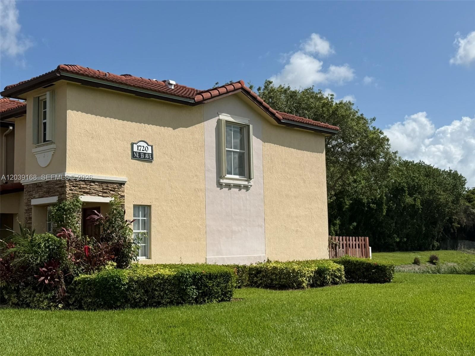 1720 NE 33rd Ave # 5, Homestead FL 33033 photo 2