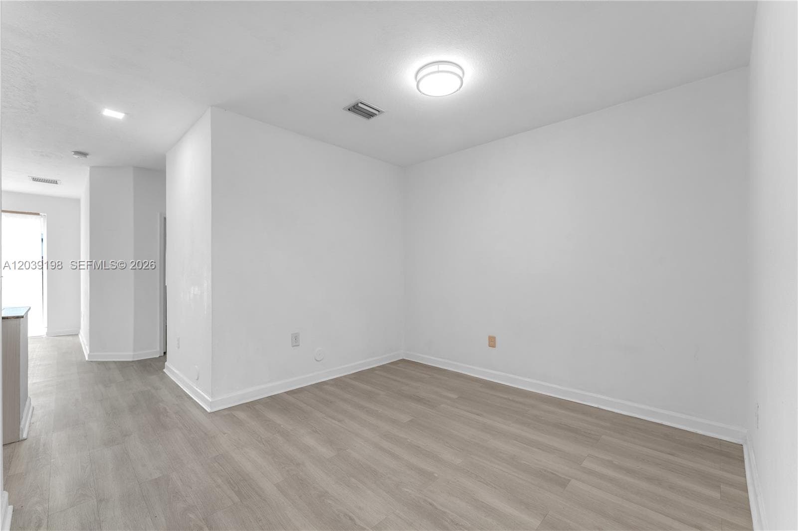 14970 SW 9th Ter, Miami FL 33194 photo 5
