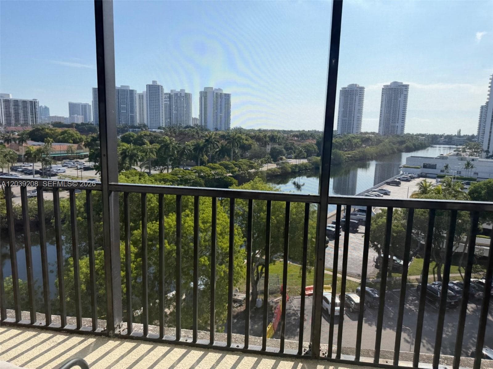 3475 N Country Club Dr # 816, Aventura FL 33180