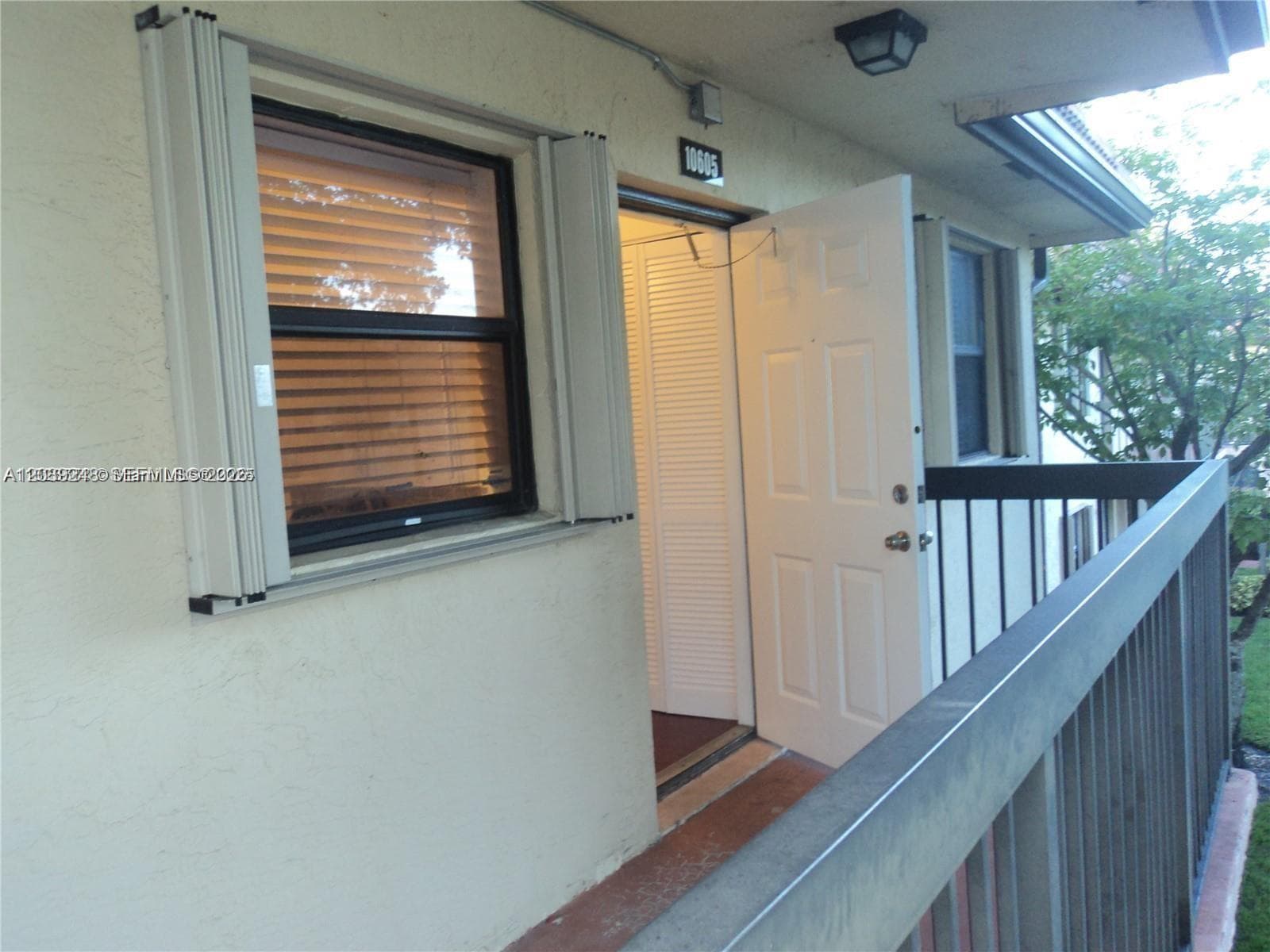 10605 NW 11 St # 206, Hollywood FL 33026 photo 2