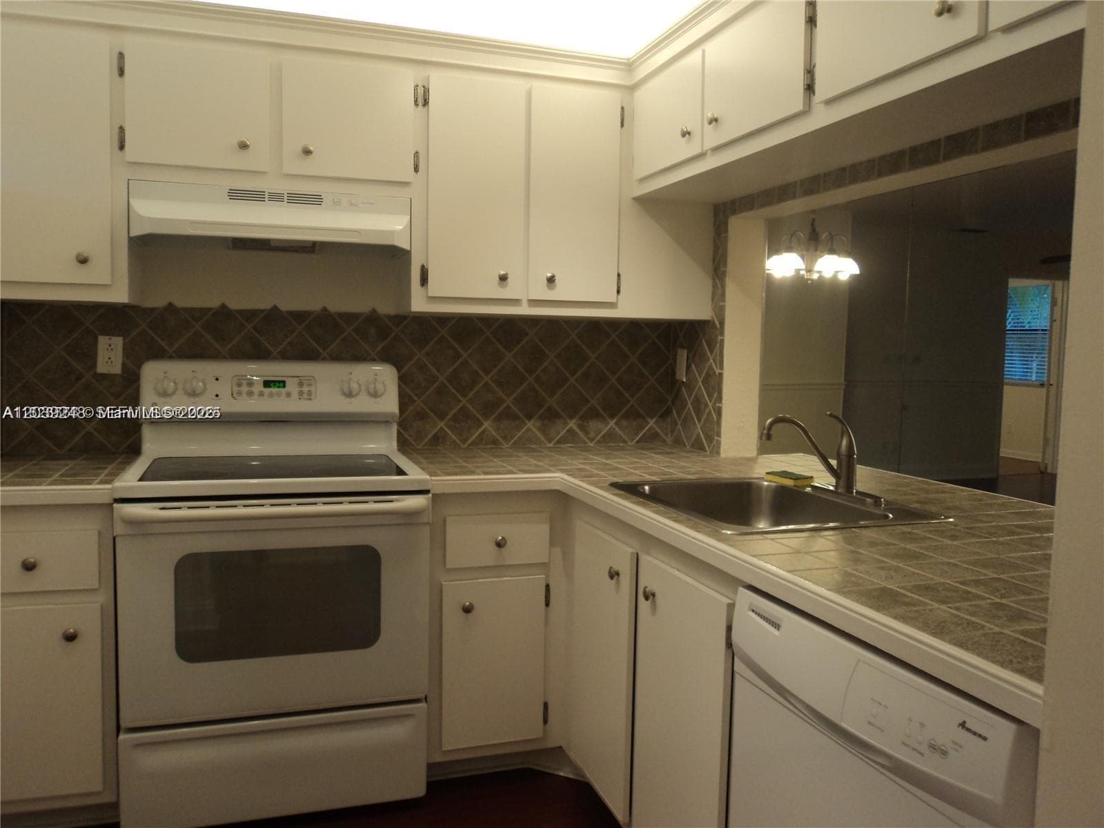 10605 NW 11 St # 206, Hollywood FL 33026 photo 5
