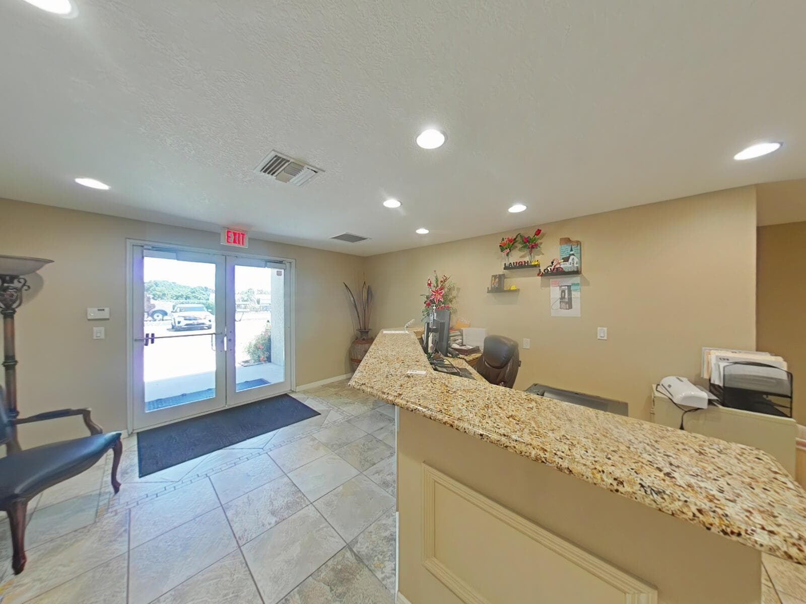 806 NW 9th Street, Okeechobee FL 34972 photo 4