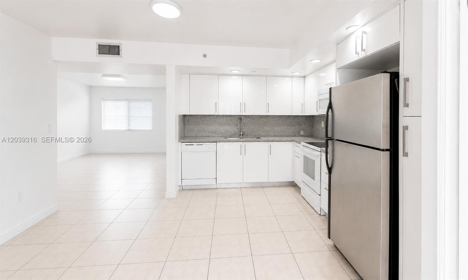 8700 SW 133rd Ave Rd # 312, Miami FL 33183 photo 4