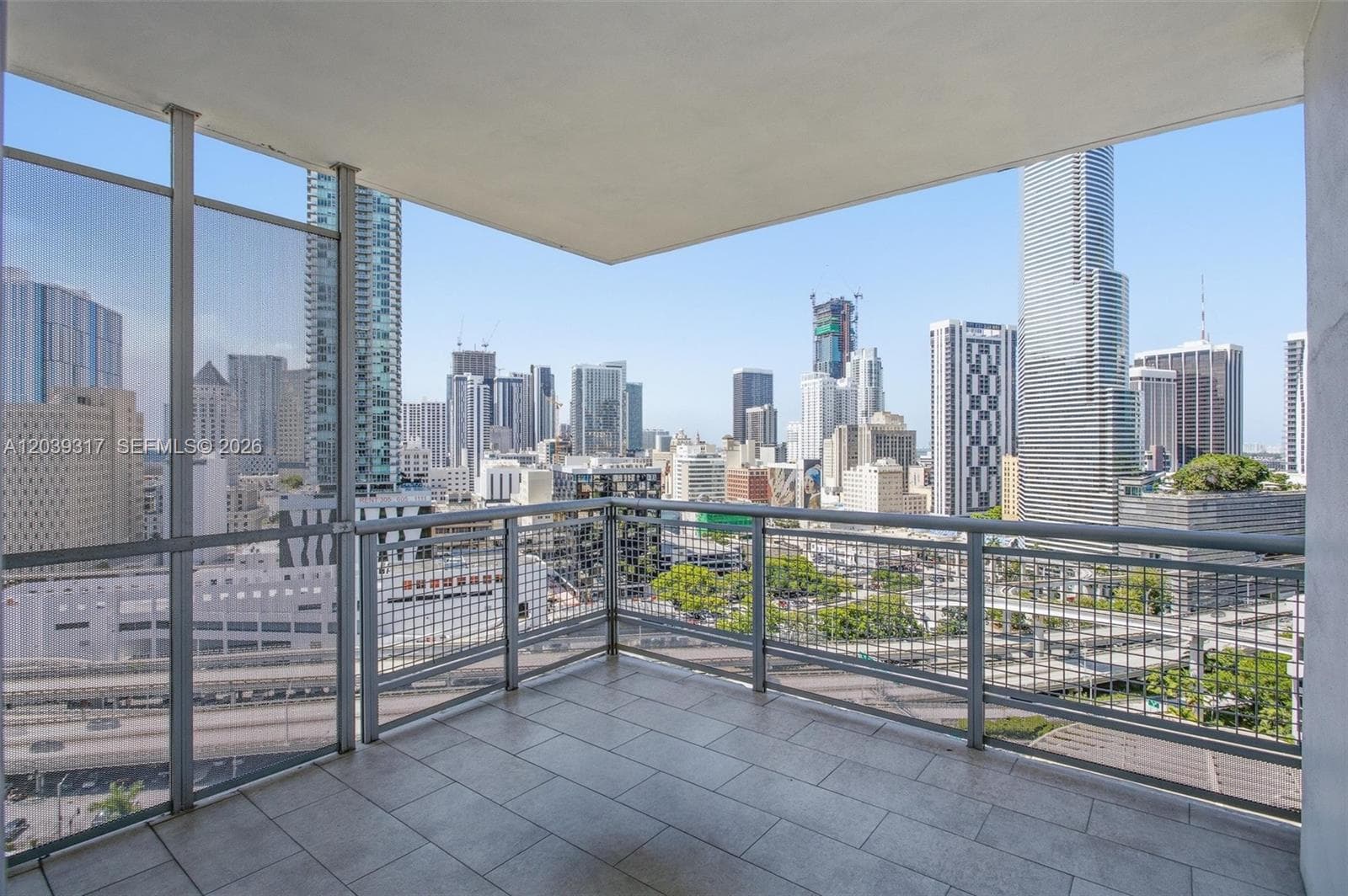 350 S Miami Ave # 1903, Miami, FL 33130 photo 2