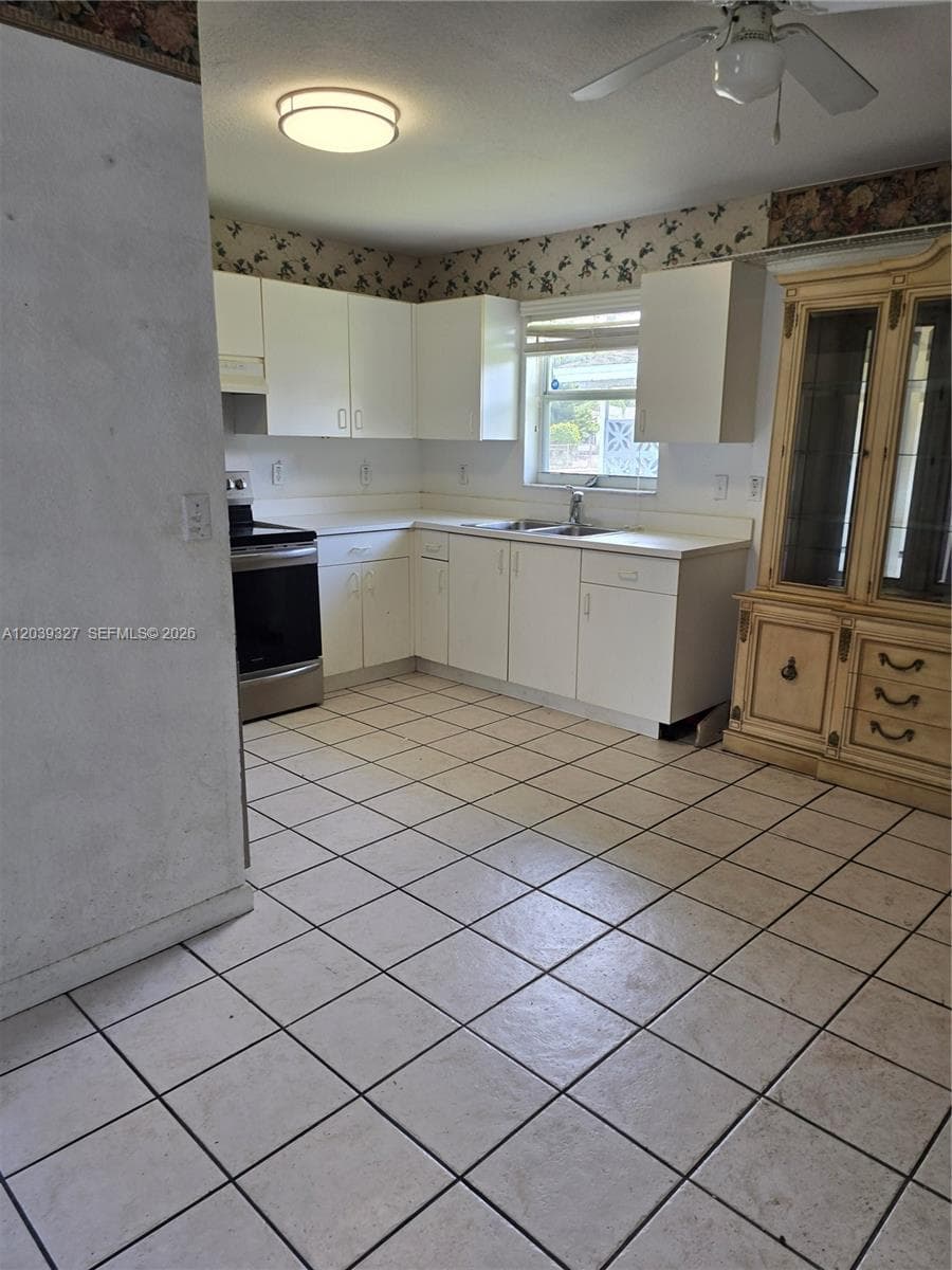 2581 NW 15th Ct, Fort Lauderdale FL 33311 photo 5