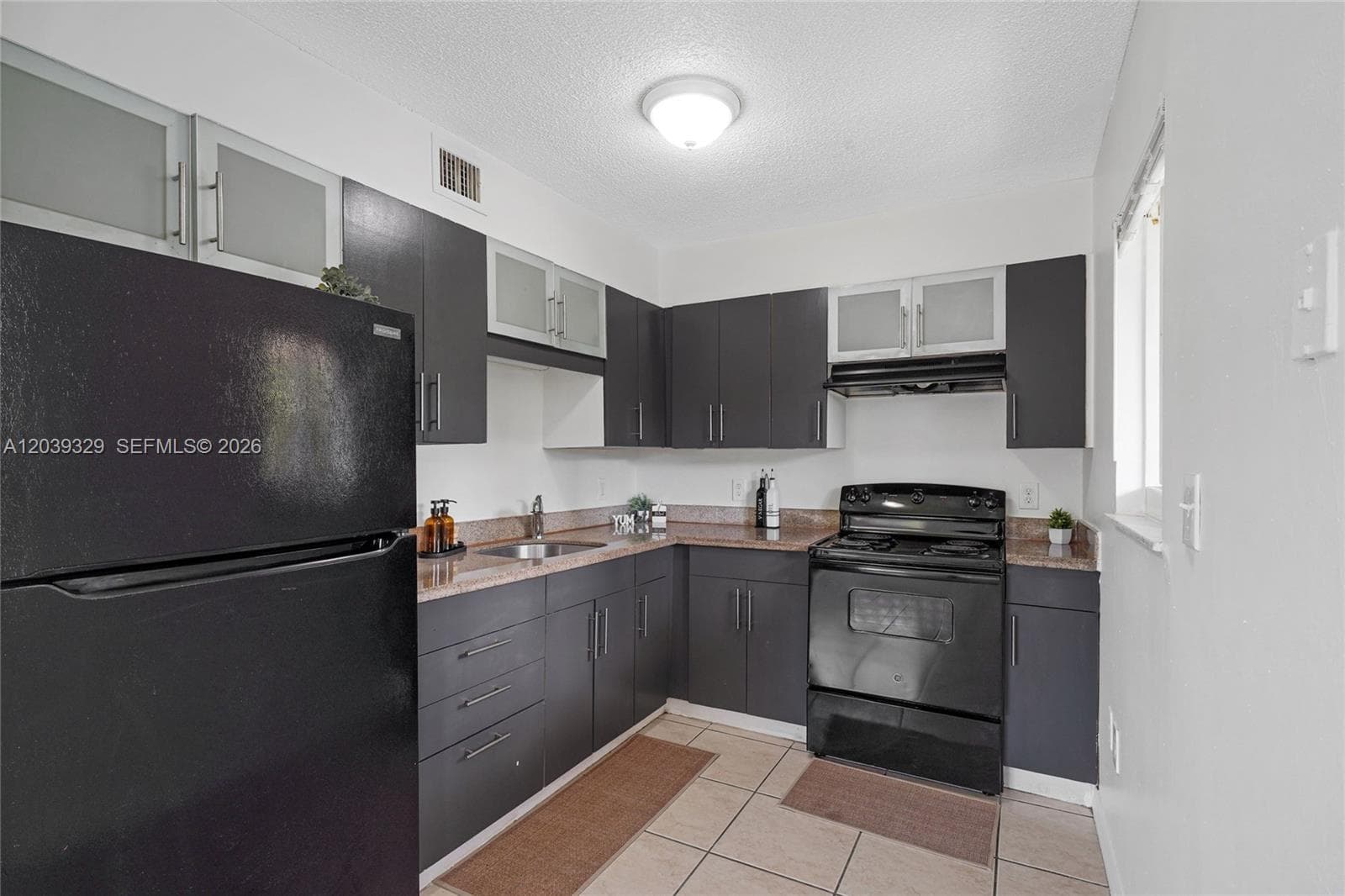 510 NW 24th Ave # 24, Fort Lauderdale FL 33311 photo 2