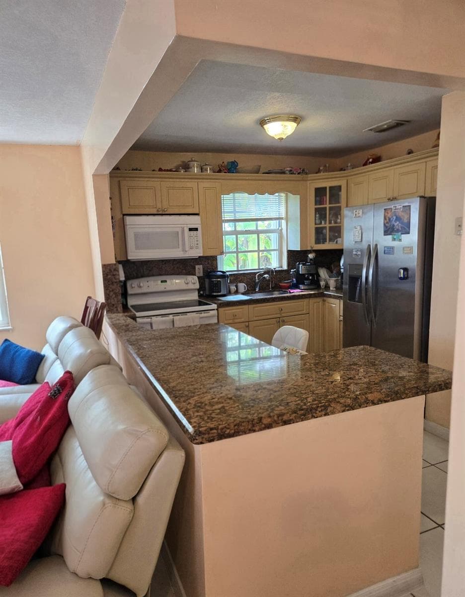 11302 SW 7th Street, Miami FL 33174 photo 2