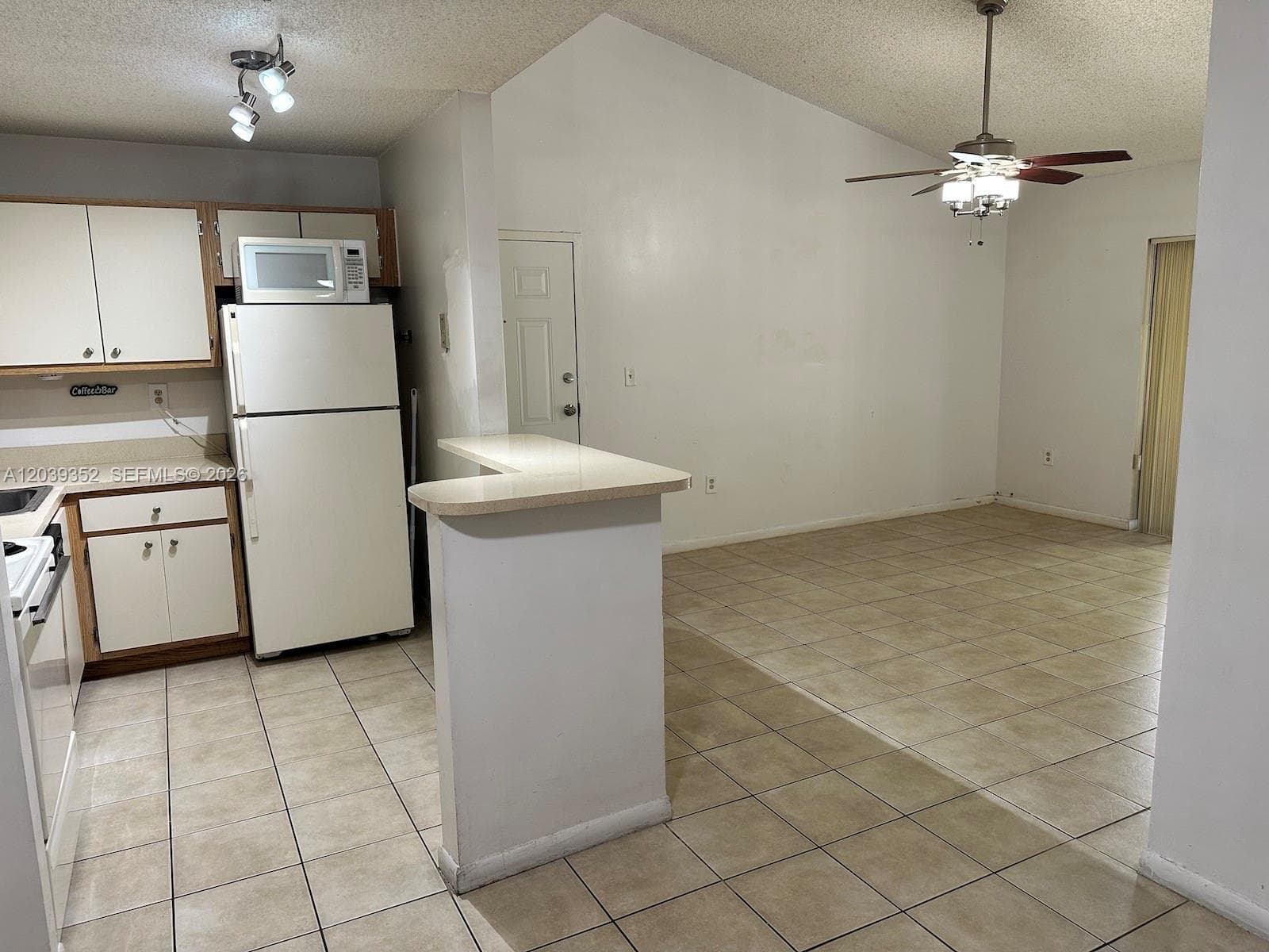 7200 NW 179th St # 311, Hialeah FL 33015 photo 4