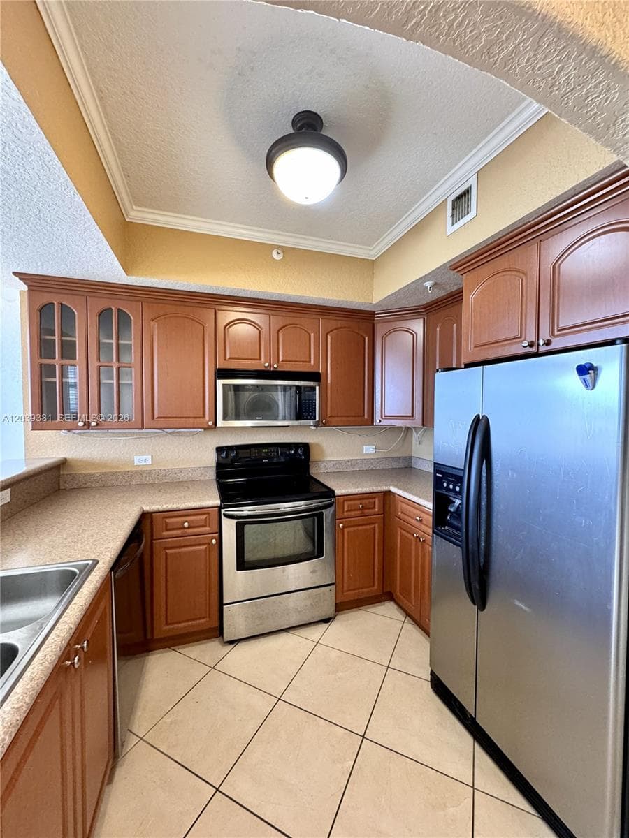 2301 SW 27th Ave # 1500, Miami FL 33145 photo 4