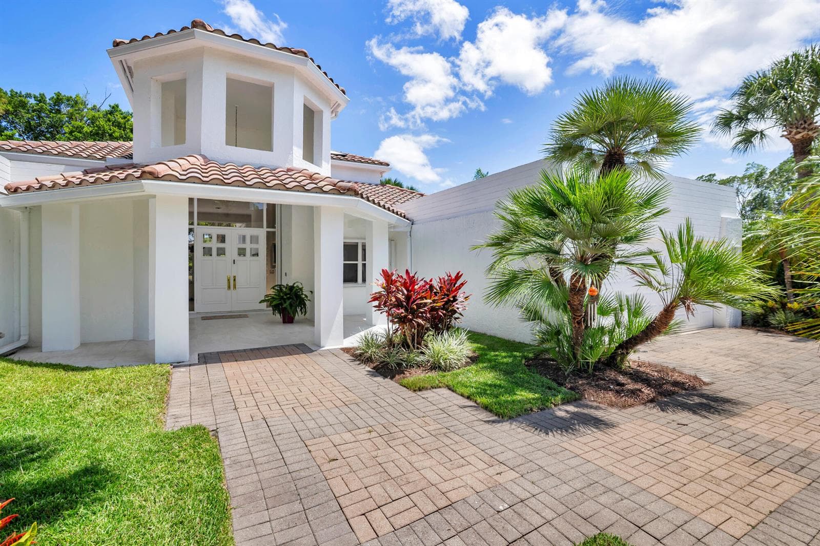 1084 Seagull Park Road S, West Palm Beach FL 33411 photo 4
