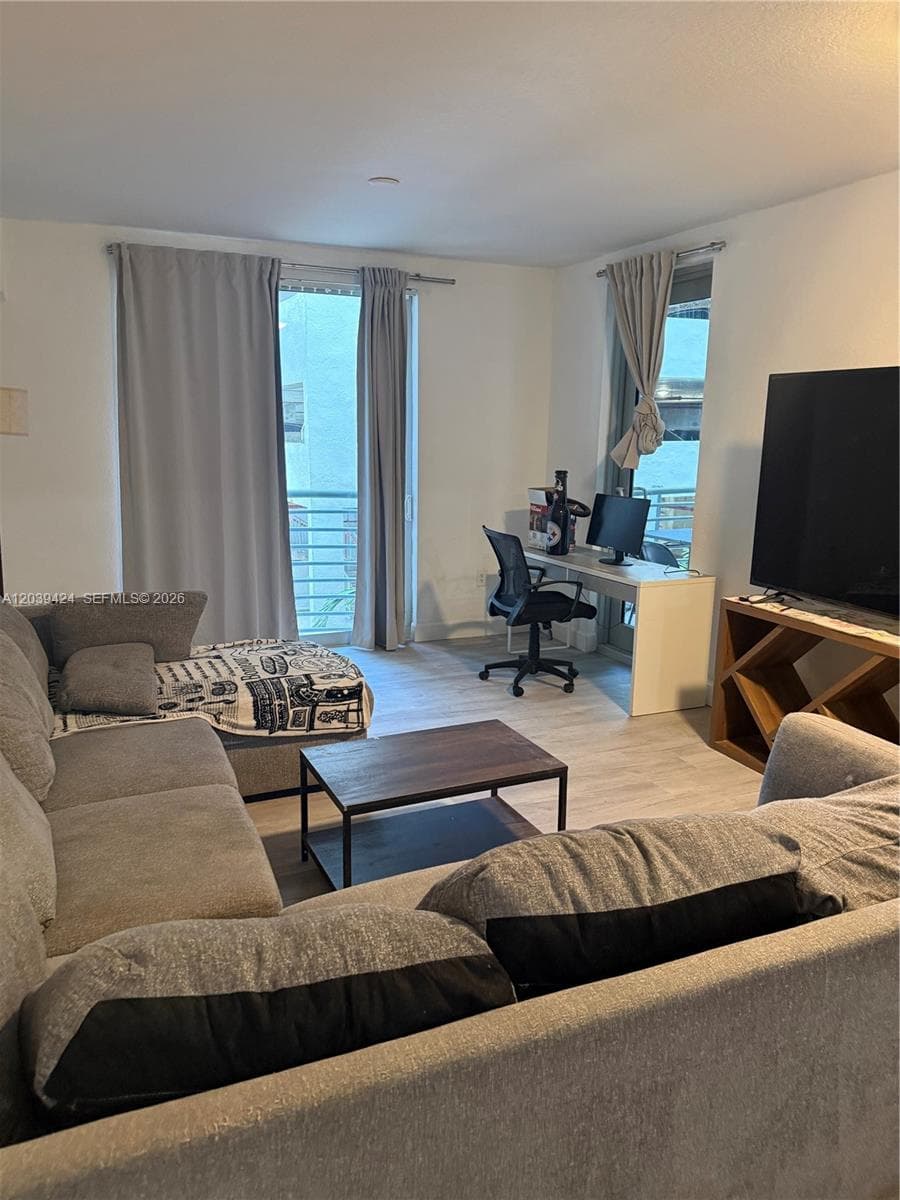 1830 Radius Dr # 203, Hollywood FL 33020 photo 3