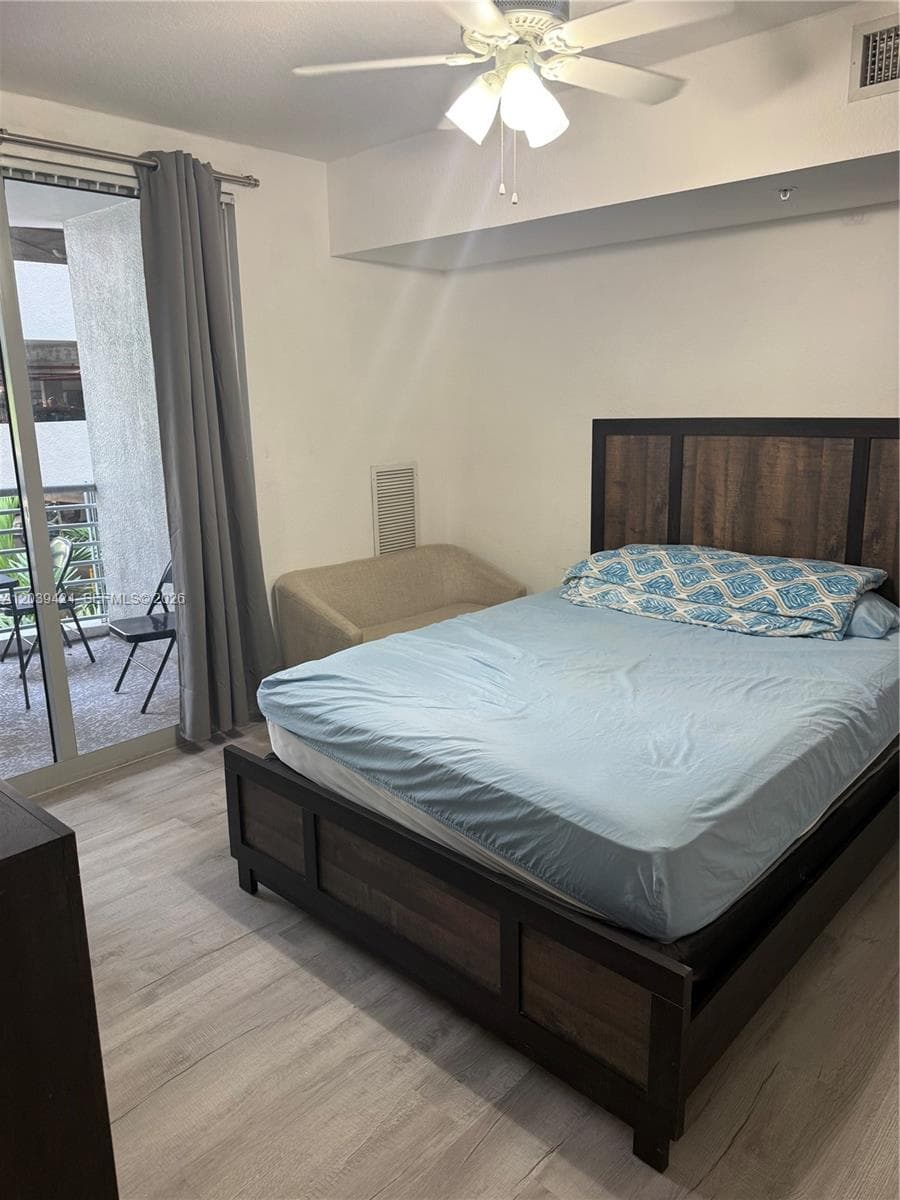 1830 Radius Dr # 203, Hollywood FL 33020 photo 4