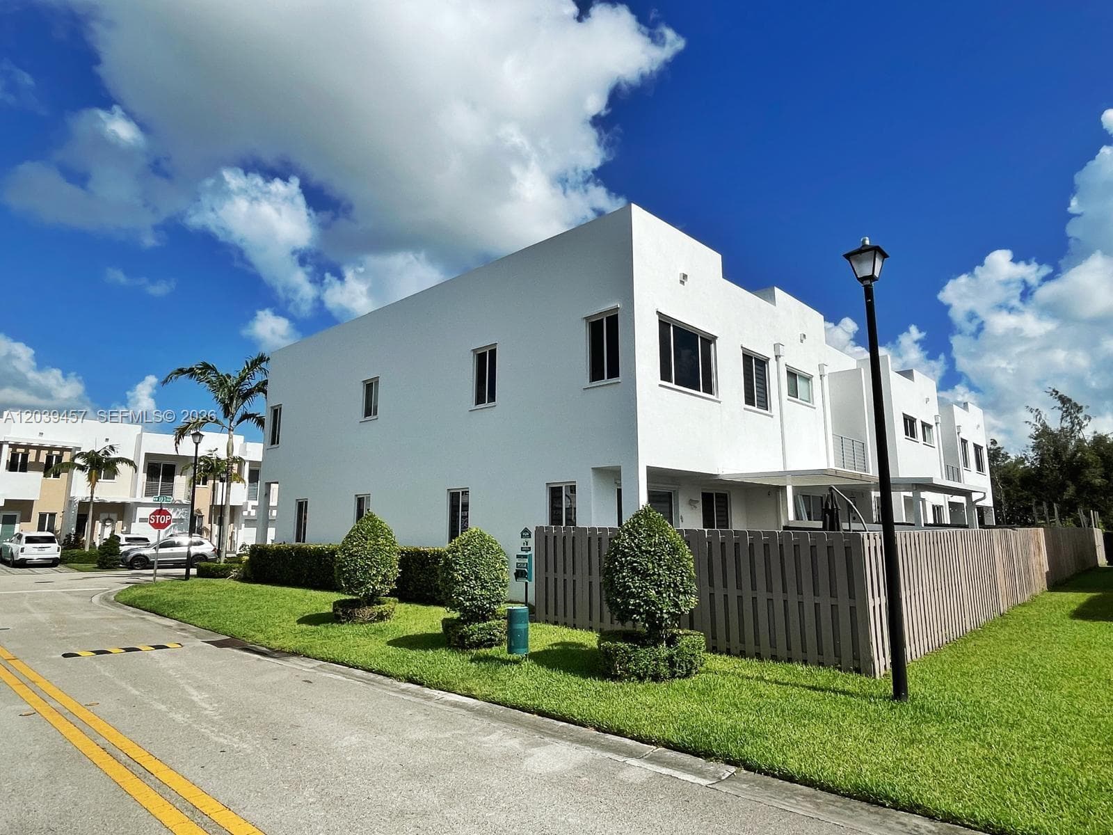 7243 NW 103rd Path, Doral FL 33178 photo 5