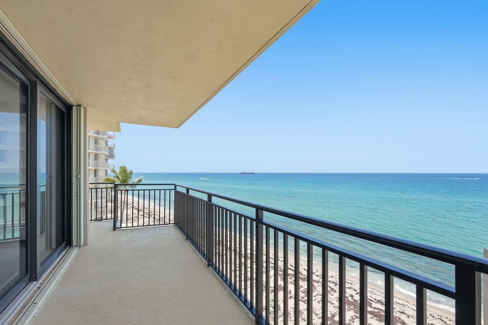 5460 N Ocean Drive # 6a, Riviera Beach FL 33404 photo 2