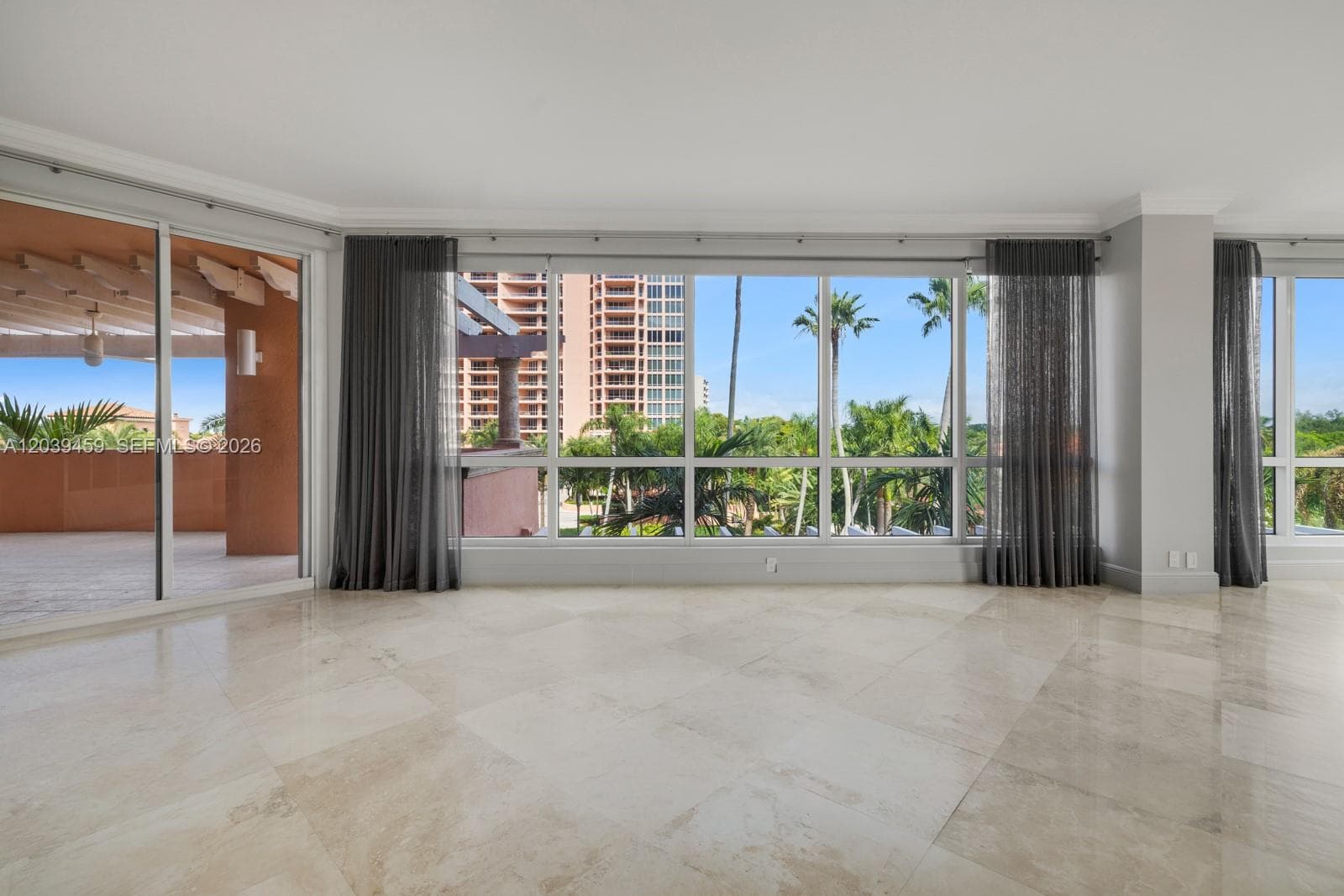 10 Edgewater Dr # 4H, Coral Gables FL 33133 photo 4