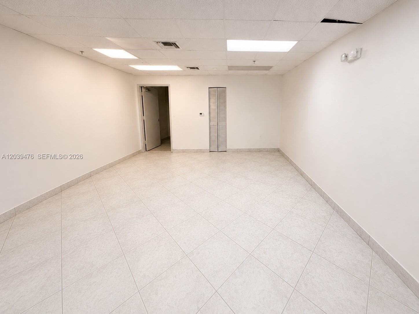 8554 NW 61st St, Miami FL 33166 photo 5